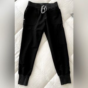 Black Figs high waist joggers size small petite. Barely worn